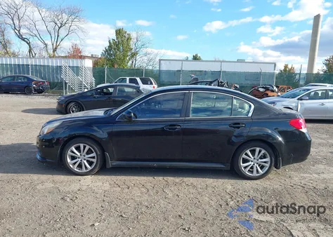 2013 Subaru Legacy 2.5I Premium z USA, uszkodzony, nr VIN 4S3BMBH64D3007247
